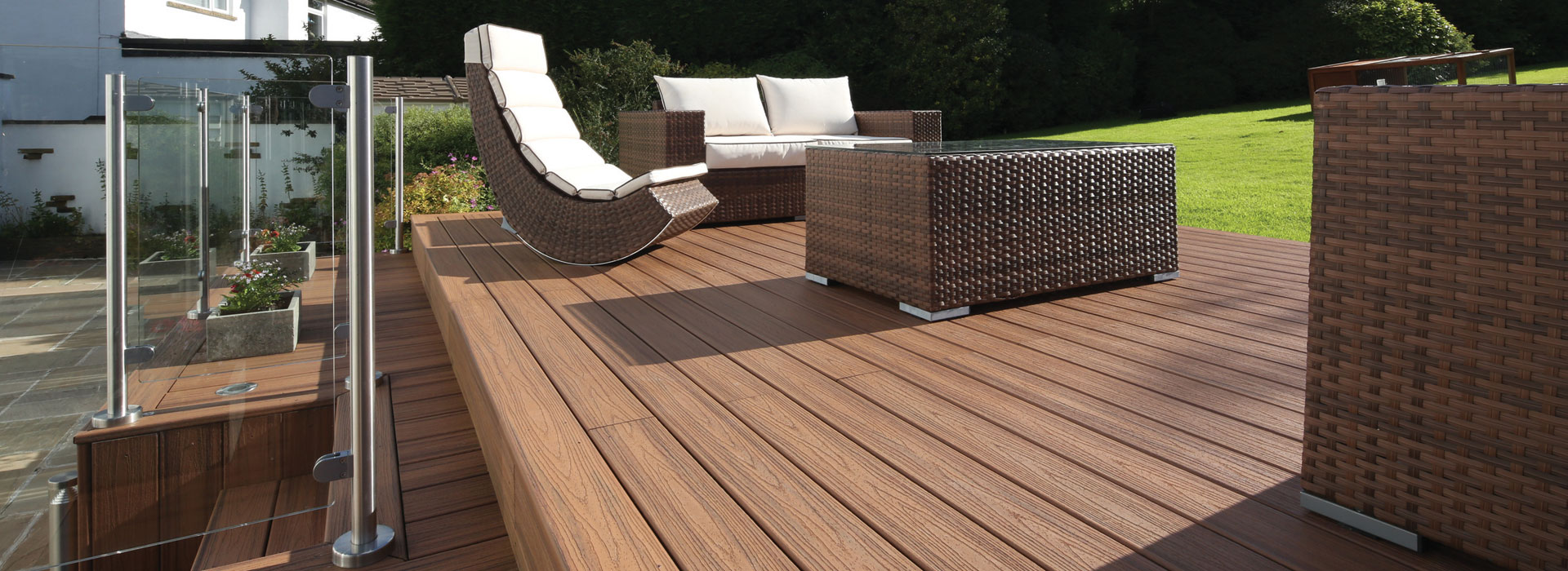 Quality Range of<br />
                    Decking and Balustrade<br />
                    Systems in Preston<br />
                    and the Fylde Coast